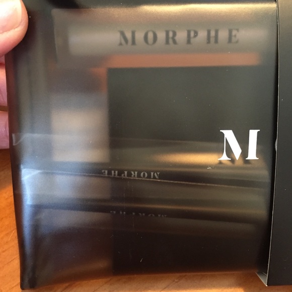 Morphe Whoa La La Lip & Eye Set + Bag - Picture 10 of 11